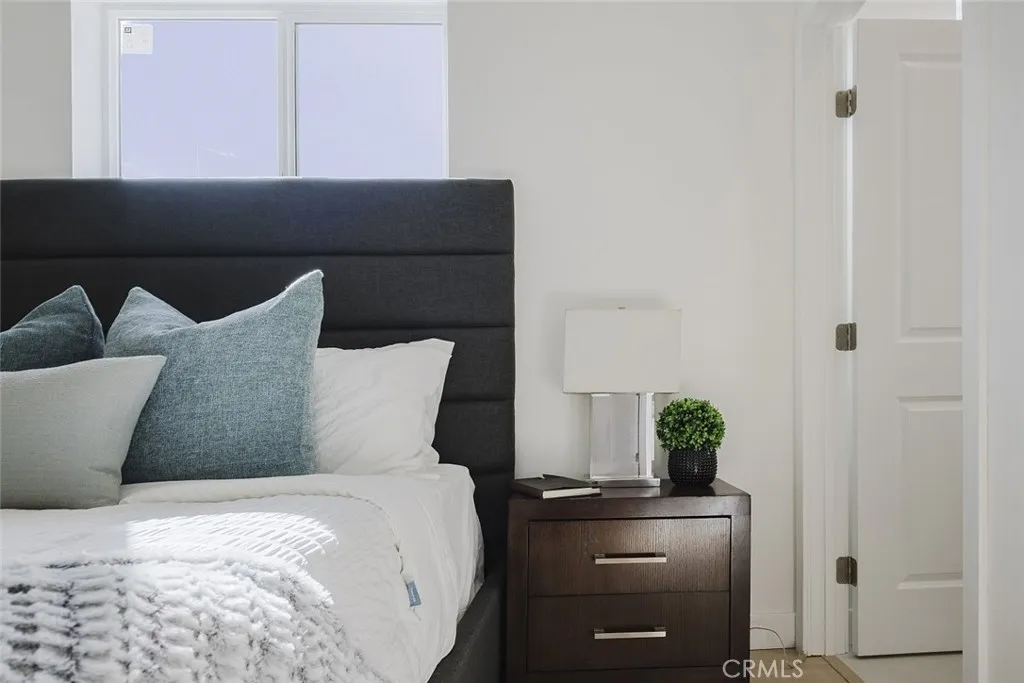 7961 Apperson Street, Sunland, California 91040 home-pic-35